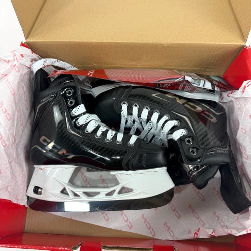 Brand New CCM Ft8 Pro Skates - Size 5.5D - Reload Holders with BlackSteel - Item#E598