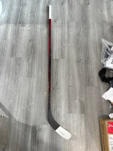 Detroit Red Wings Senior Bauer Proto R Left Hand Hockey Stick Toe Pattern Pro Stock Gustafsson (Used