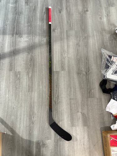 Detroit Red Wings Senior Warrior Covert QR6 pro Left Hand Hockey Stick P28 Pro Stock Chiarot (Used)