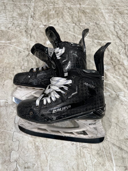 2024 Bauer Supreme Mach Hockey Skates Size 6 (Used)