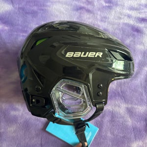 Small/Med Bauer Hyperlite Helmet (New)