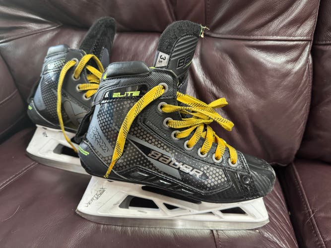 Bauer Elite Hockey Goalie Skates Size 3.5 (Used)