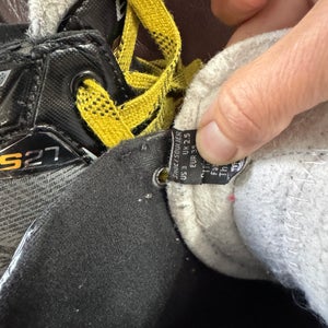 Bauer Supreme S27 Hockey Goalie Skates Size 3 (Used)