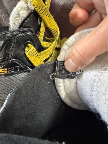 Bauer Supreme S27 Hockey Goalie Skates Size 3 (Used)