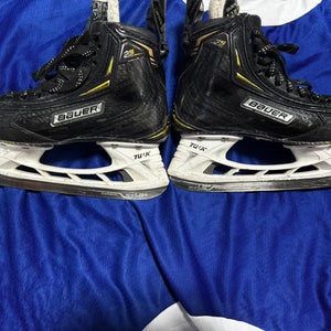 2019 Bauer Supreme 2S Pro Hockey Skates Regular Width Size 4 (Used)