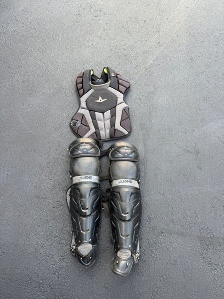 All Star System 7 Axis Catcher's Set (Used)