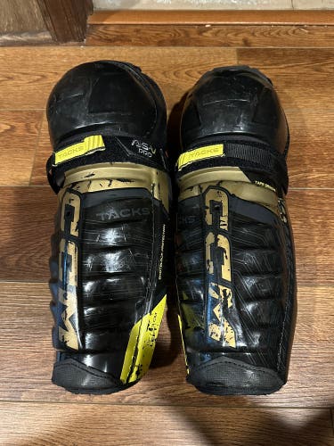 CCM Tacks AS-V Pro Shin Pads (Used)