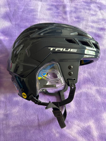 Blue Large True Dynamic 9 Helmet (New)