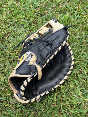 Wilson 12.5" A2000 1679 SuperSkin Baseball First Base Mitt