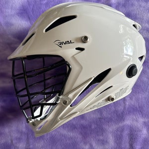 Schutt Rival Helmet (New)