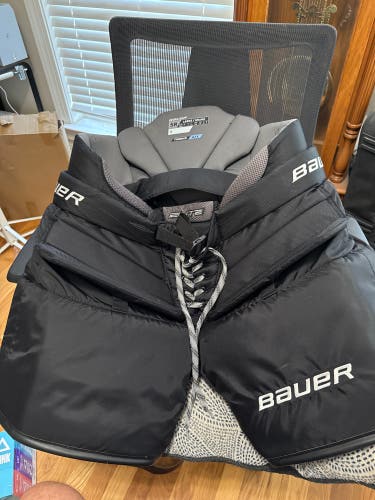 Senior Large Bauer Elite Hockey Goalie Pants (Used)