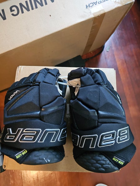 Bauer Vapor Hyperlite Gloves 12" (Used)
