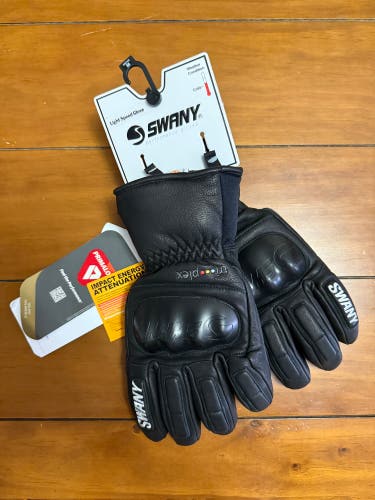 Swany Light Speed Gloves Medium (Unisex) - New w/ Tags