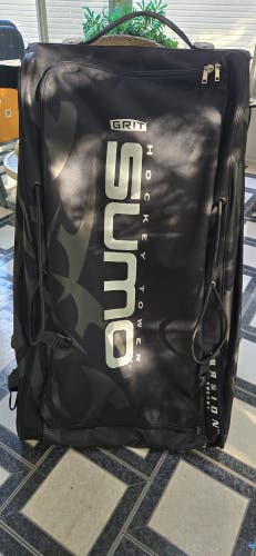 Grit 40" GT4 Sumo Goalie Tower - Senior