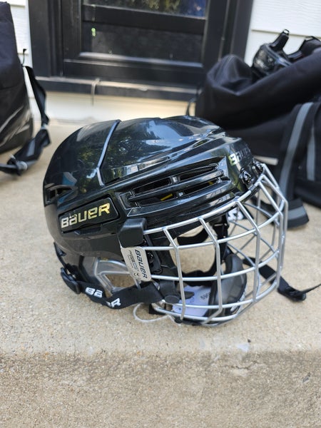 Youth Bauer Re-Akt 100 Helmet (Used)