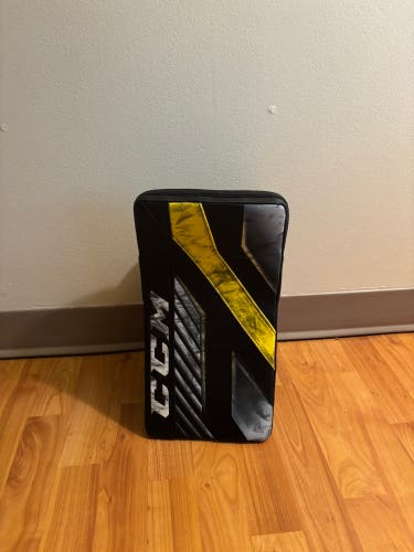 CCM Axis Pro Regular (Used)