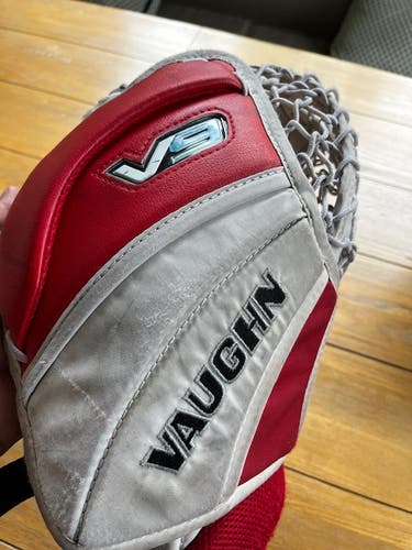 2021 Vaughn Velocity V9 Regular (Used) Glover and Blocker (Intermediate)