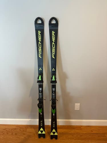 Fischer RC4 World Cup SL 165 cm Racing Skis (Used)