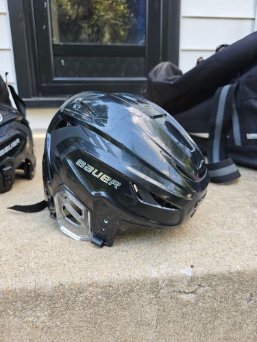 Small Bauer Hyperlite 2 Helmet (Used)