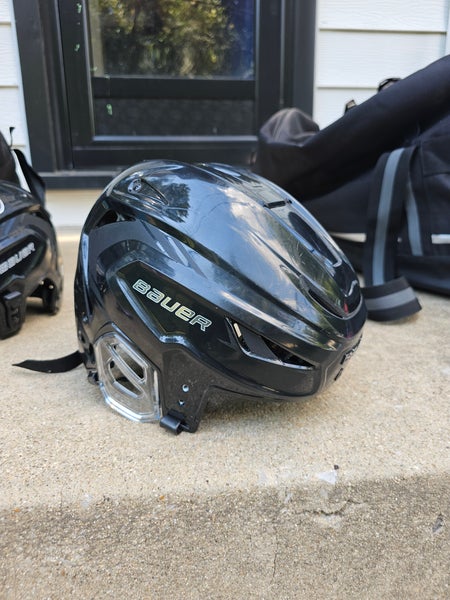 Small Bauer Hyperlite 2 Helmet (Used)