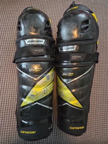 Senior Bauer Supreme ultrasonic 15" Shin Pads (Used)