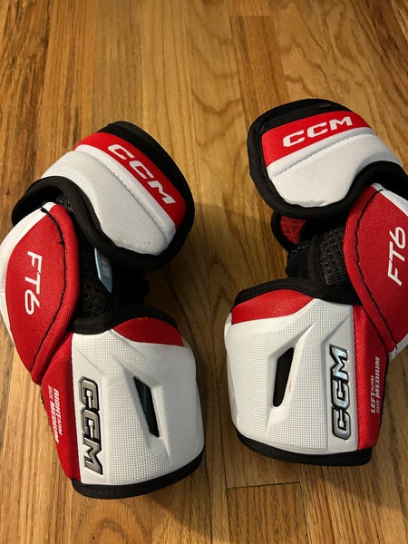 Senior Medium CCM Jetspeed ft6 Elbow Pads (Used)