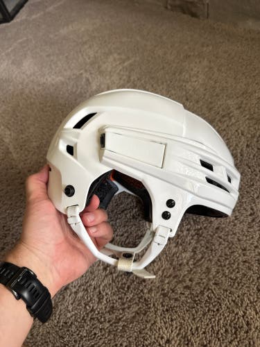 Pro Stock Used Large White CCM Super Tacks Helmet