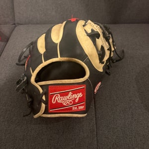 Rawlings Heart of the Hide Baseball Glove