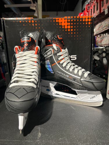 True HZRDUS 9X Hockey Skates Regular Width Size 10.5 (New)