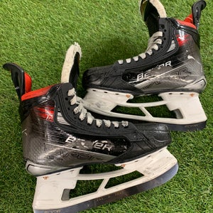 Bauer Vapor X5 Pro Hockey Skates | Size 5.5 Fit 2