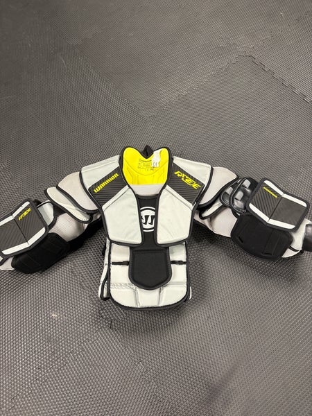 Small / Medium 2021 Warrior Ritual X3E Goalie Chest Protector (New)