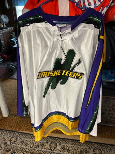 XL White Hockey Shirt