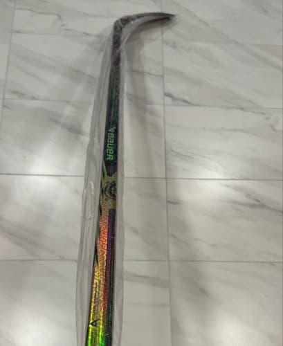 Intermediate Bauer Proto R Left Hand Hockey Stick P92 (New)