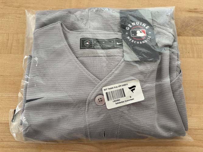 New York Yankees Field Of Dreams Gray Medium Men's Nike Jersey (New)