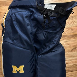 Senior Medium Nike University of Michigan Hockey Pants Pro Stock (Used)