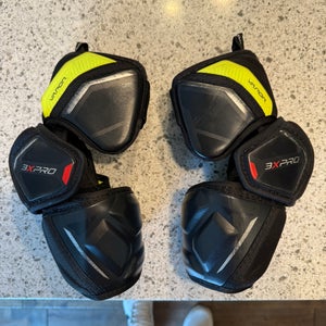 Junior Medium Bauer Vapor 3X Pro Elbow Pads (Used)