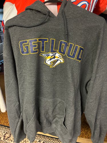 Gray Adult Unisex Large Nashville Predators Sweatshirt (Used)