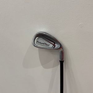 Junior Intech “Future Tour”  5 Iron Right Handed (Used)