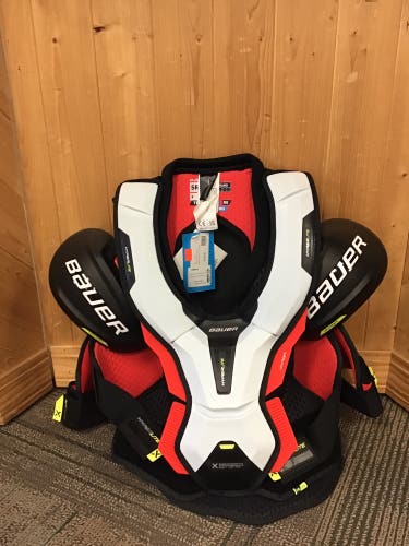 Senior Large Bauer Vapor Hyperlite Shoulder Pads Senior Large (New)