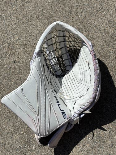 2022 True L12.2 Regular Bobrovsky Glove (Used)
