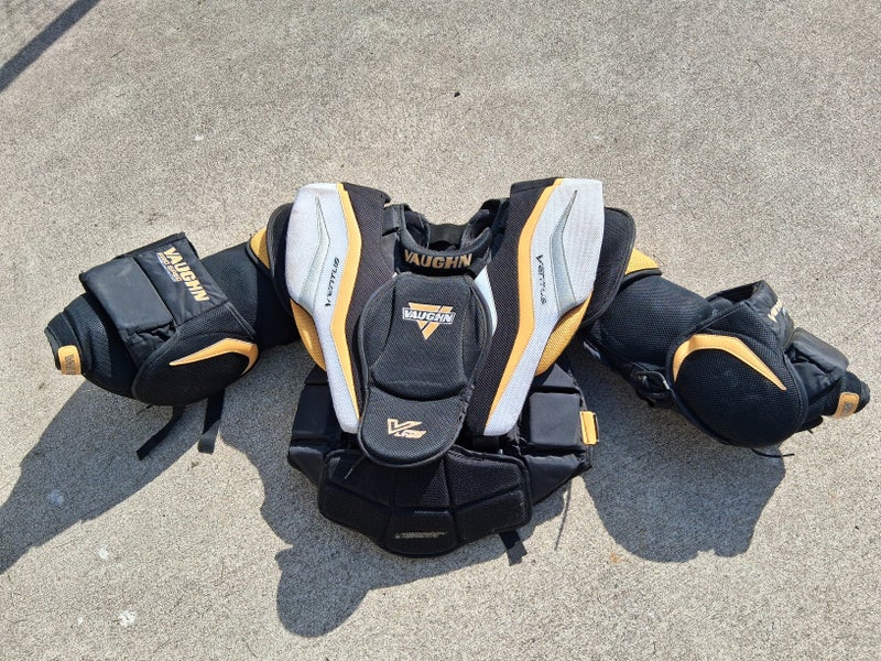 Vaughn Ventus LT98 Pro Pro Spec Senior Small Goalie Chest Protector (USED)