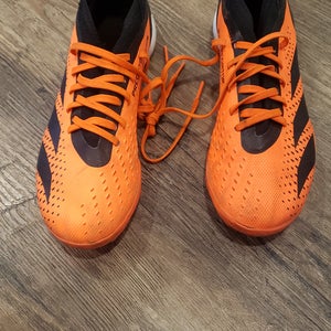 Orange Size M 7.0 (W 8.0) Adidas Predator Accuracy Turf Cleats Cleats (Used)