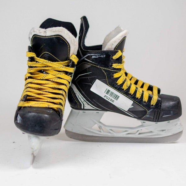 CCM Tacks 9040 Size 3.0 Hockey Skates