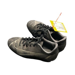 Used Nike Soccer Cleats Black Senior 5 11859-S000024555