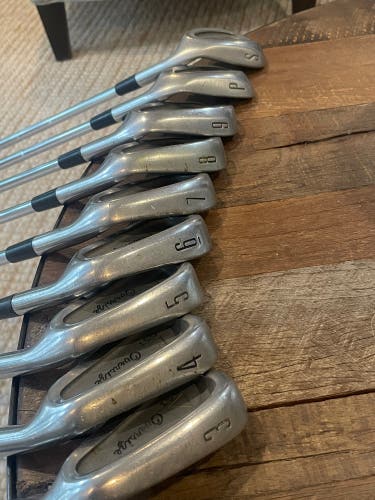 Men's Right Handed Iron Set 9 Pieces Steel Shaft (Used)