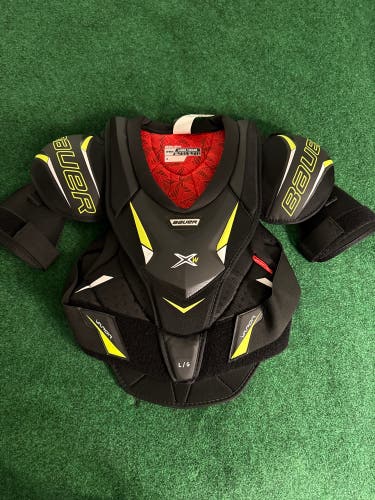 Bauer Vapor X-W Shoulder Pads (New) | Women’s Large