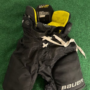 Black Bauer Supreme Ultrasonic Hockey Pants (Used) | Youth Large