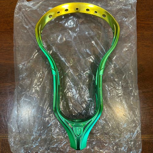 *BRAND NEW* Adrenaline Automatic Unstrung Head (New)