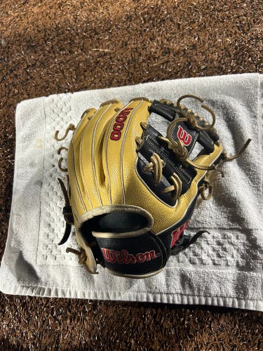 2025 Wilson A2000 RH Infield Baseball Glove 11.5" (Used)
