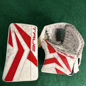 Red & White Intermediate True Catalyst 7x3 Goalie Glove & Blocker Regular Set (Used)
